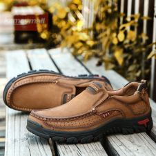 2020 New Genuine Leather Loafers Men Moccasin Sneakers Flat High Quality Causal Men Shoes Male Footwear Boat Shoes Size 38-48