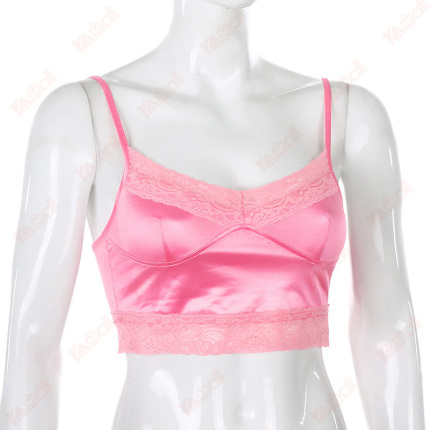 pink tank top