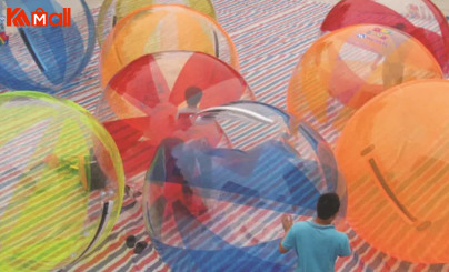 giant inflatablezorb ball game play