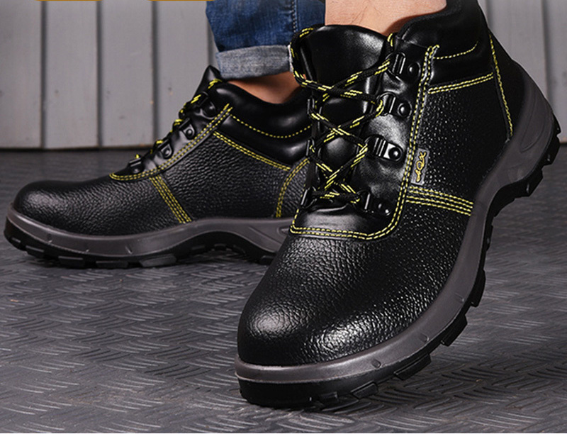 breathable and fitted leather work safety boots