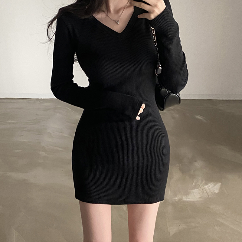 black midi long sleeve dress