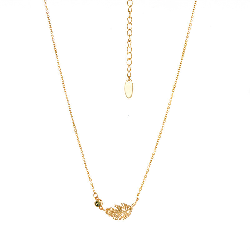 gold choker necklace fashion style