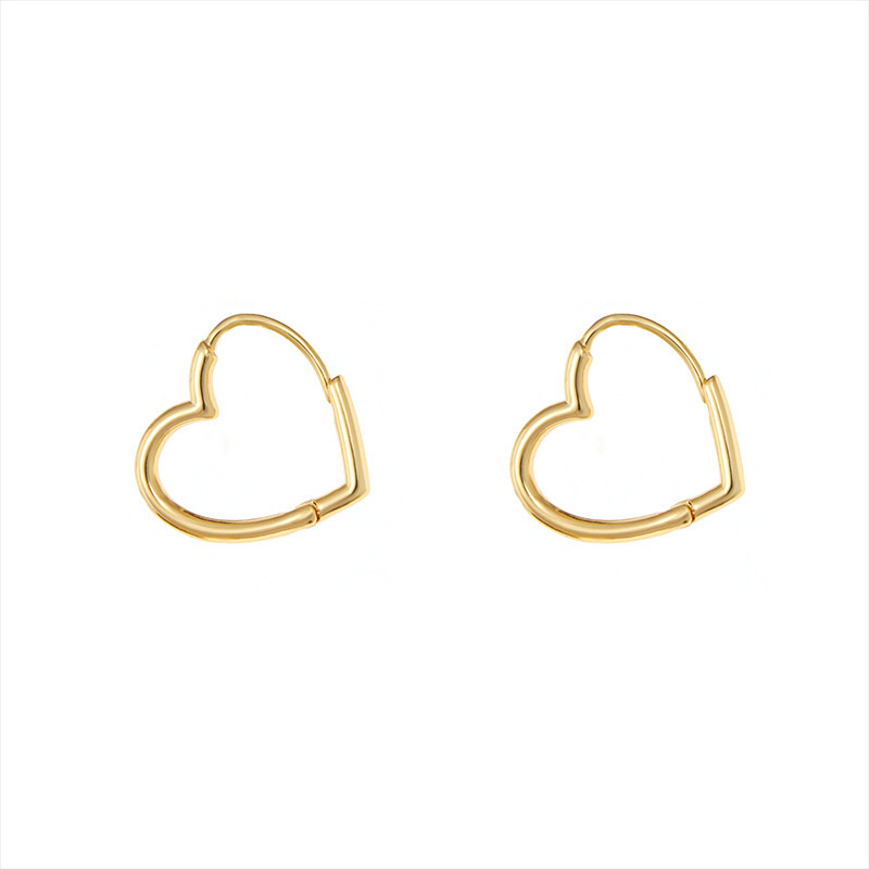 quality luxurious heart shape earrings