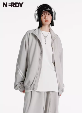 Diagonal parallel bars tracksuit
