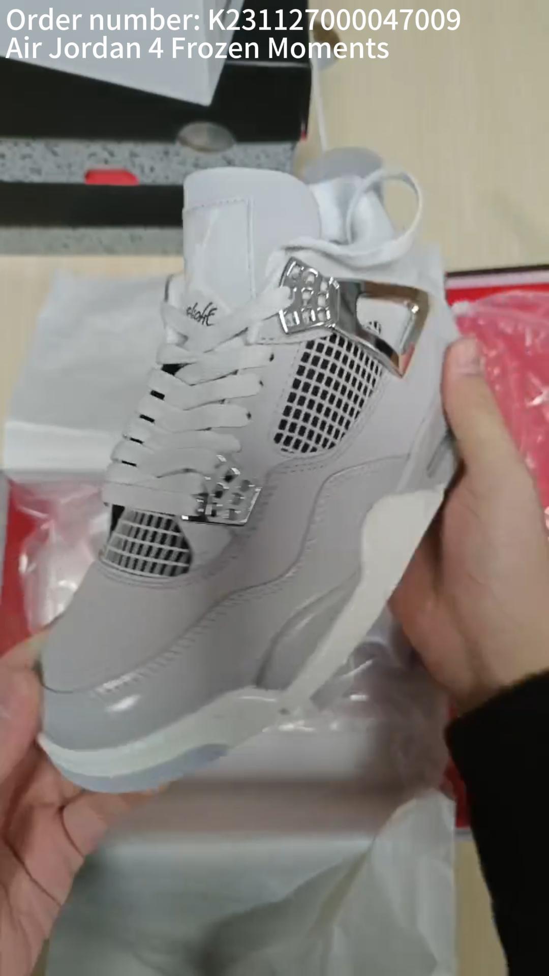 Air Jordan 4 Frozen Moments