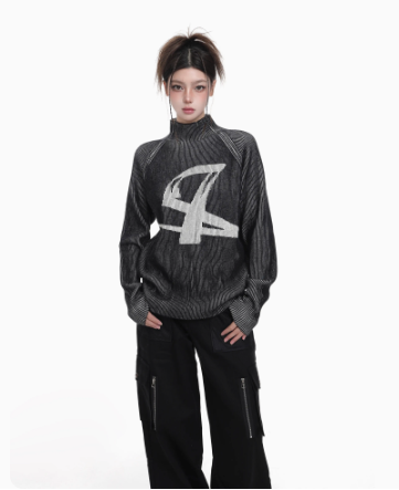 Half turtleneck black striped sweater