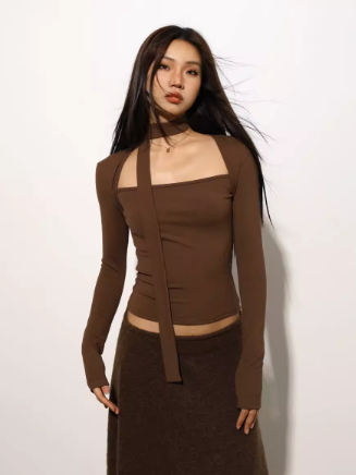 Square neck long sleeve knitted T-shirt