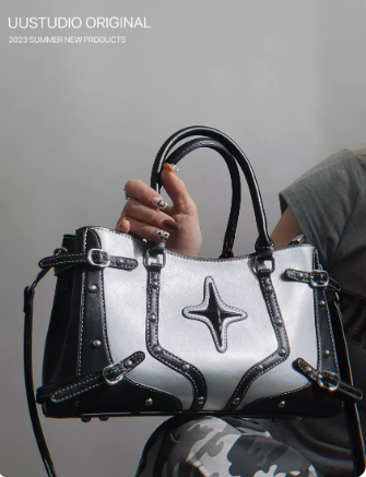 Riveted motorcycle bag