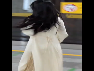 高妍知新中式改良旗袍连衣裙女早春季2024新款法式国风礼服长裙子
#Gao Yanzhi's New Chinese Style Improved Qipao Dress for Women Early Spring 2024 New French National Style Dress Long Skirt
