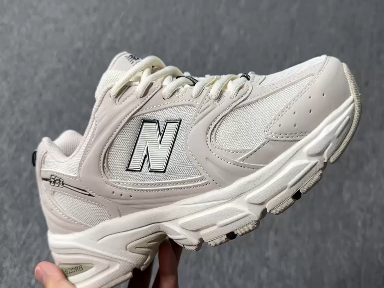 New Balance NB 530 复古