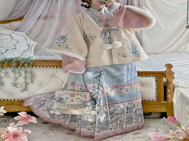 Original Hanfu Women's Embroidered Fine-made Collar-closed Cloak with Crossed Collar Pipa Sleeves New Year's Greeting Outfit for Winte
#Chinese Hanfu
#Horse faced skirt
#Original Hanfu
#Latest model
#Early Spring Style
#Spring and Summer
#Ancient Style Hanfu