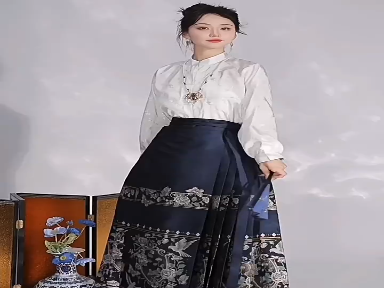 Original Ming Dynasty-inspired Hanfu ensemble for women, blending traditional Chinese elements with modern aesthetics. Featuring woven gold patterns and floral embroidery on the horse-faced skirt and top, this outfit is perfect for daily wear in spring and autumn.#Chinese Hanfu
#Horse faced skirt
#Original Hanfu
#Latest model
#Early Spring Style
#Spring and Summer
#Ancient Style Hanfu