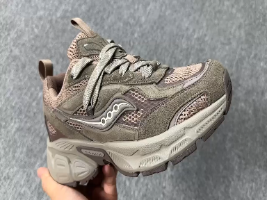 Saucony 2K CAVALRY