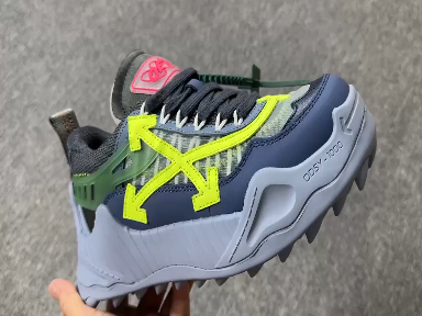 OFF-WHITE ODSY