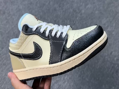 AJ1Mid