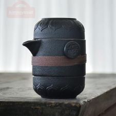 LUWU black ceramic teapots with 2 cups a tea sets portable travel office tea set drinkware (Black)